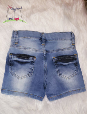 Scribble Patch Denim shorts